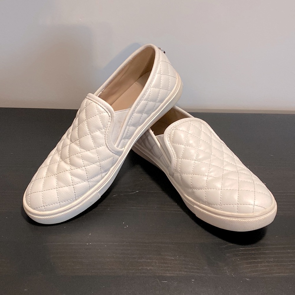 White leather Steve Madden slides